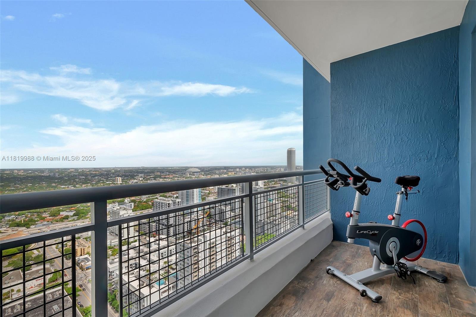 60 SW 13th St #3610, Miami FL 33130
