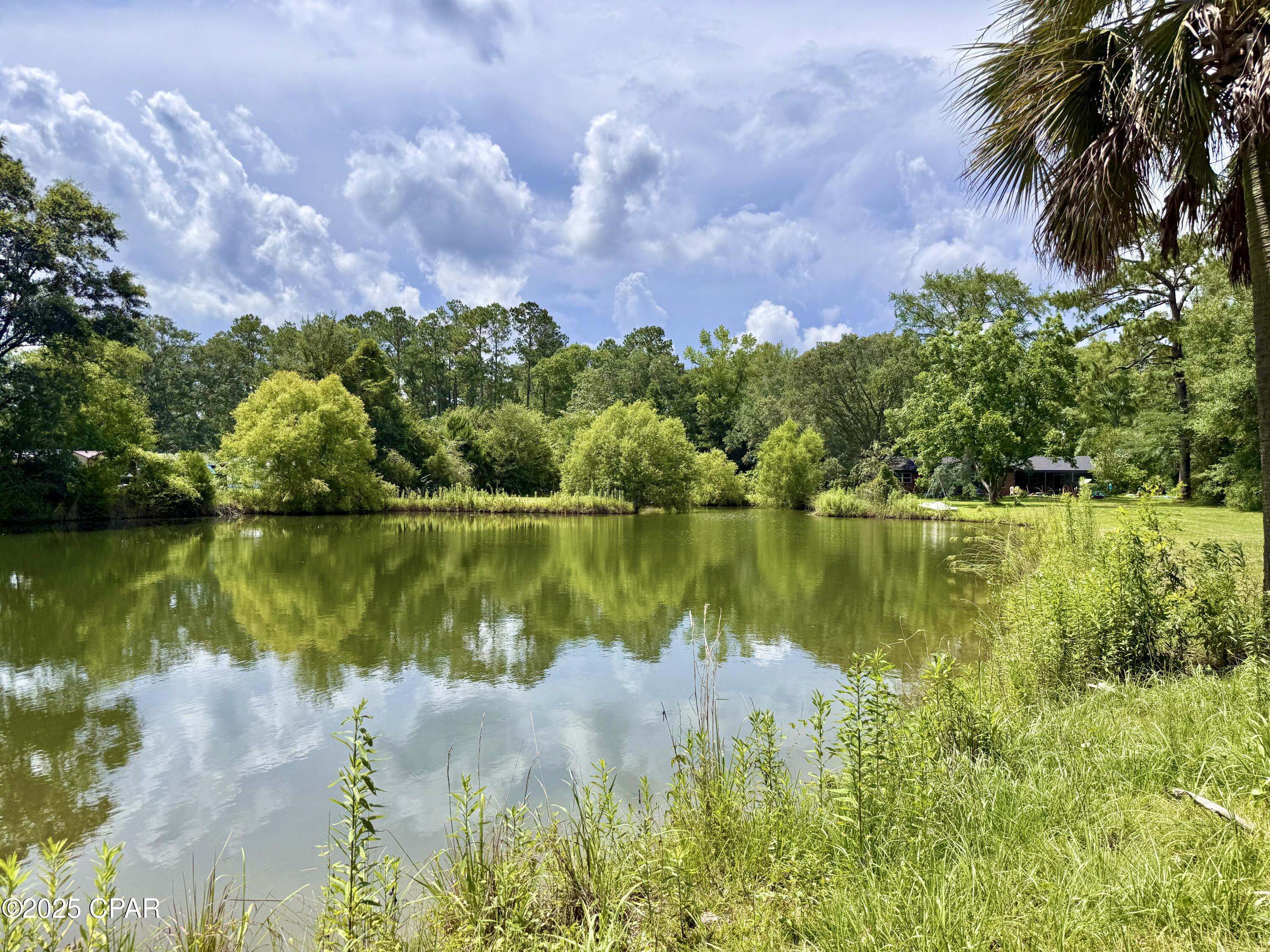 2681 Traverse Drive, Vernon, Florida image 2