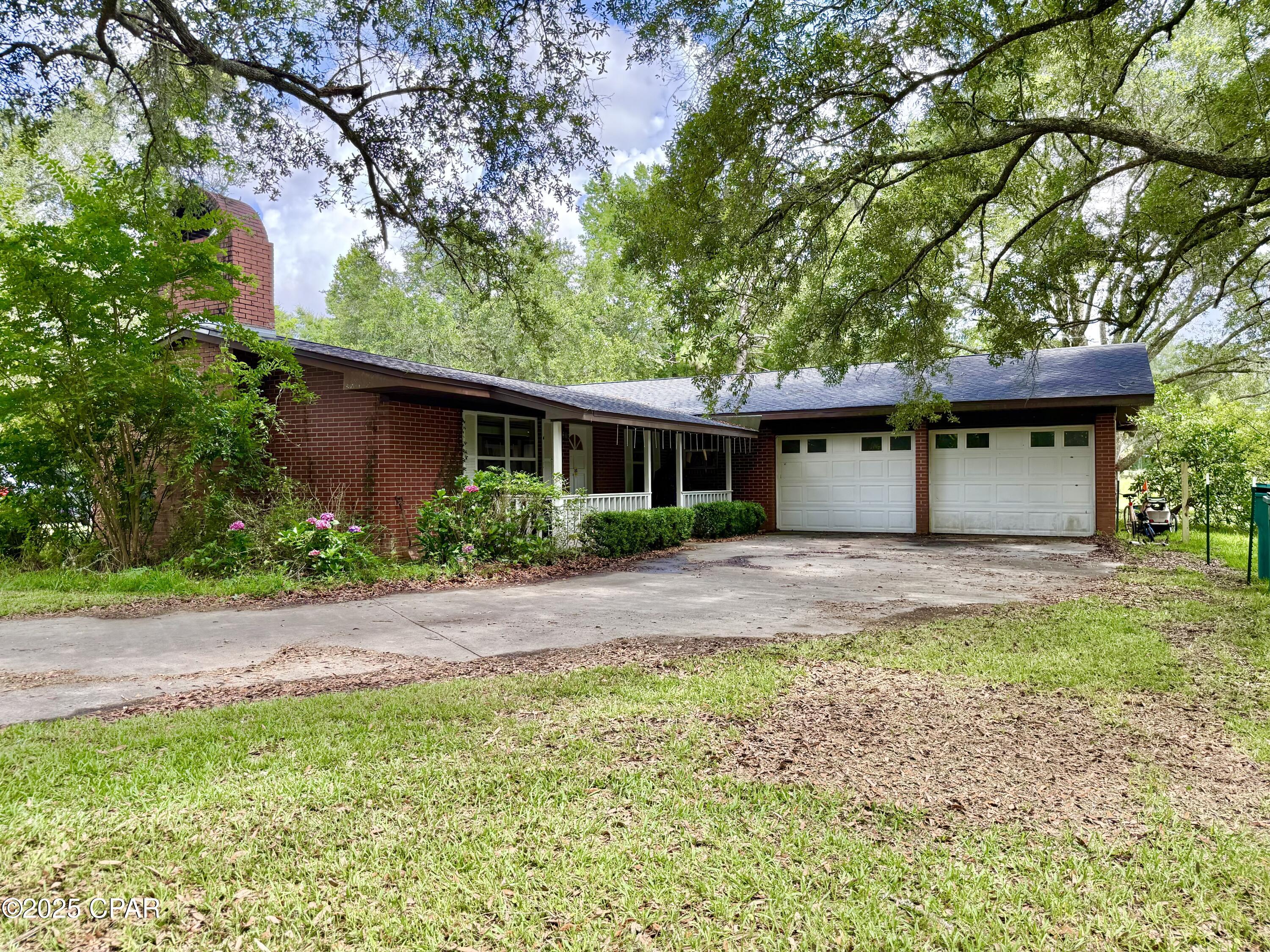 2681 Traverse Drive, Vernon, Florida image 4