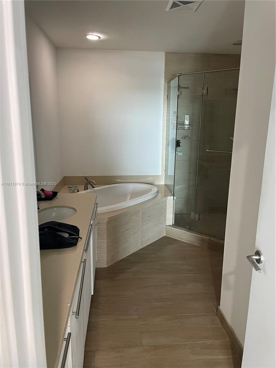 7928 East Dr #1205, North Bay Village FL 33141