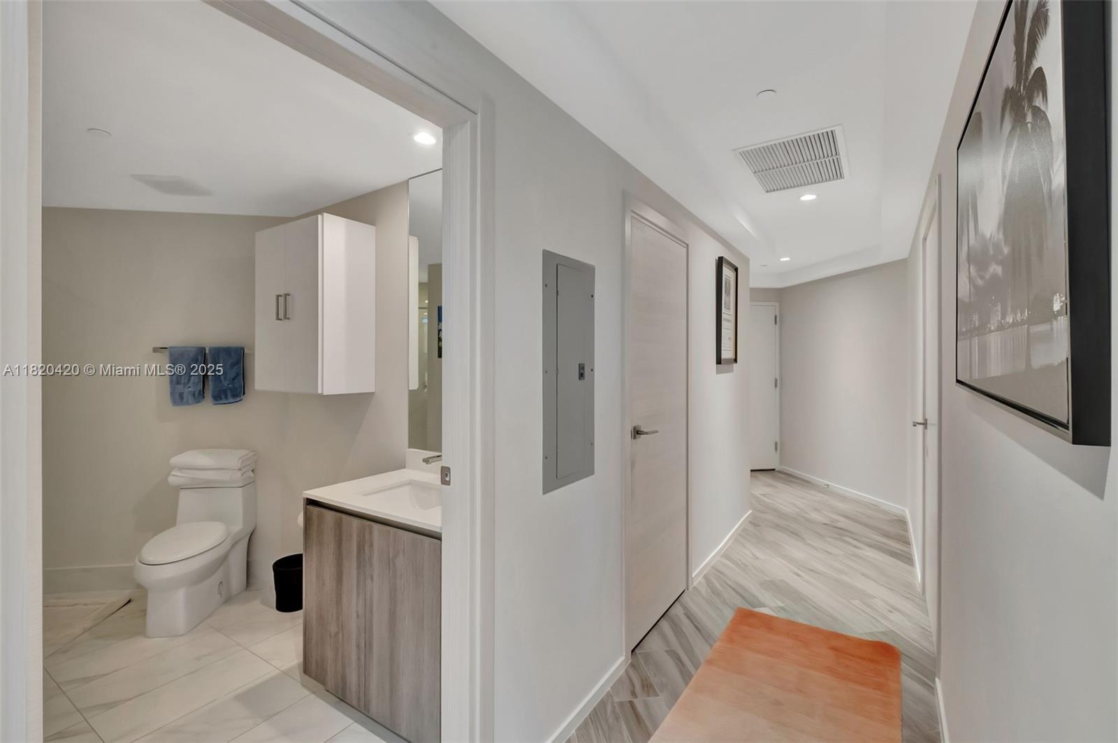 801 S Miami Ave #2205, Miami FL 33130