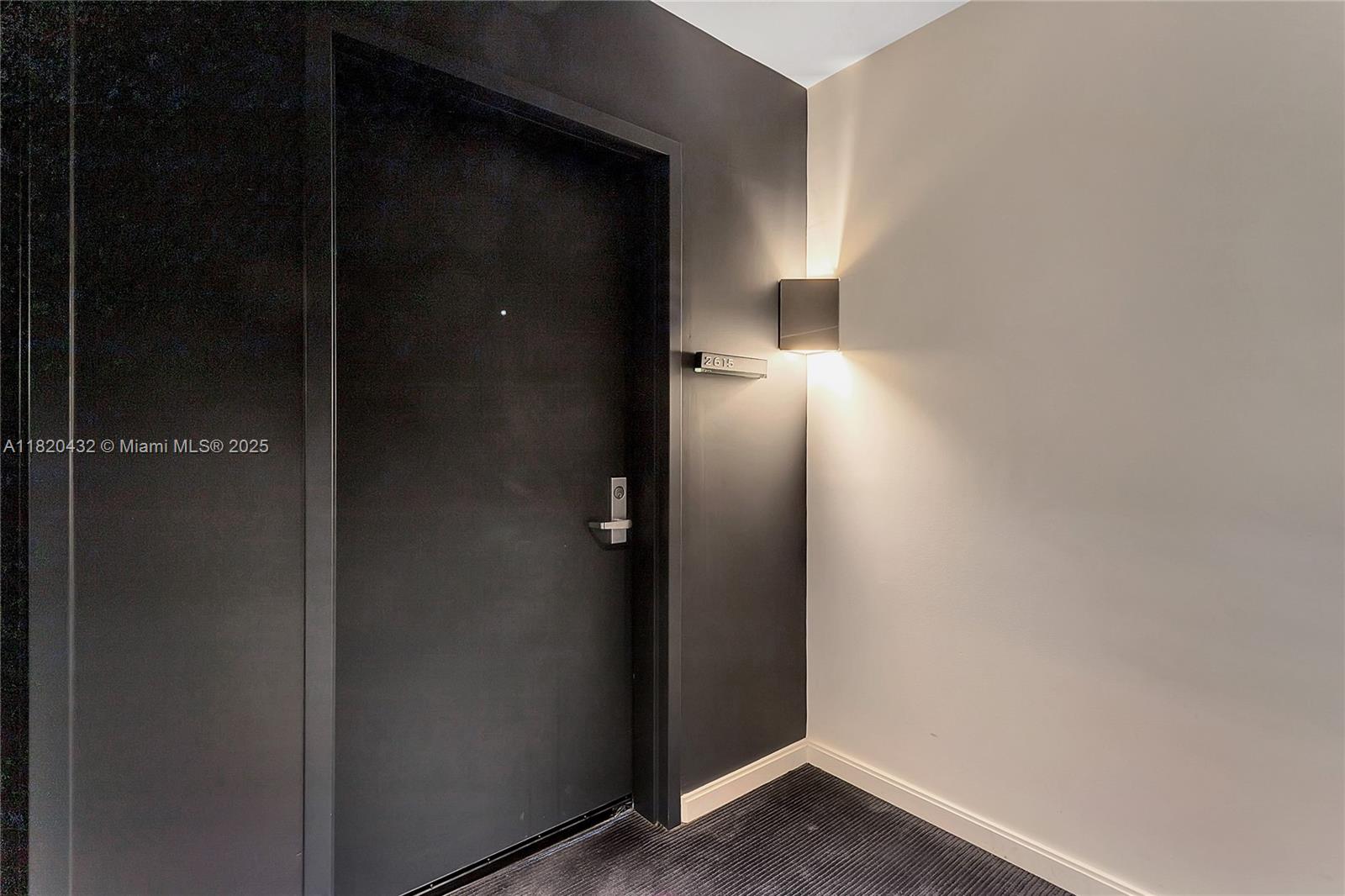325 S Biscayne Blvd #2615, Miami FL 33131