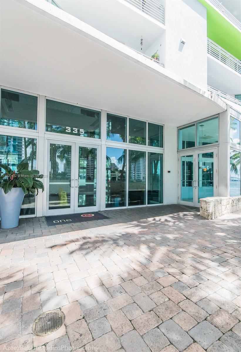 325 S Biscayne Blvd #2615, Miami FL 33131