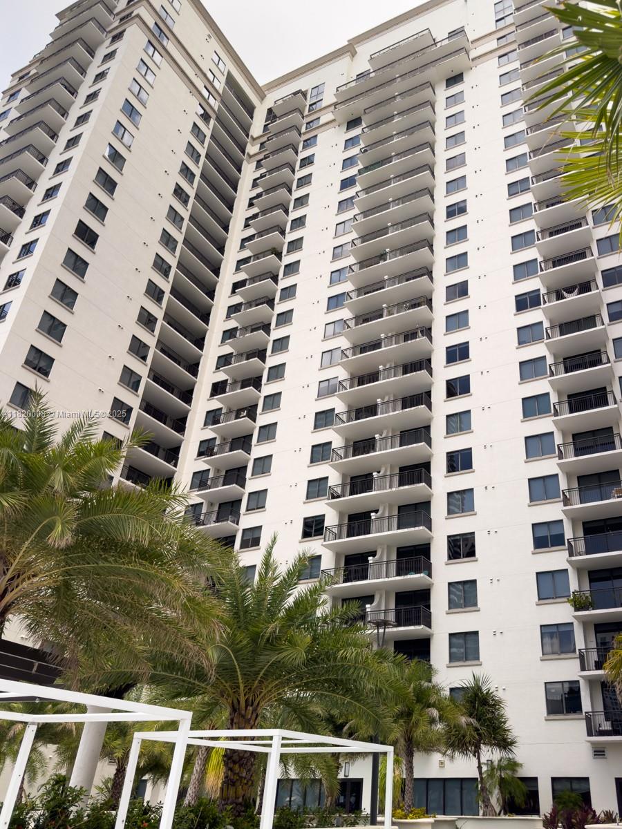 Nine At Mary Brickell Vil