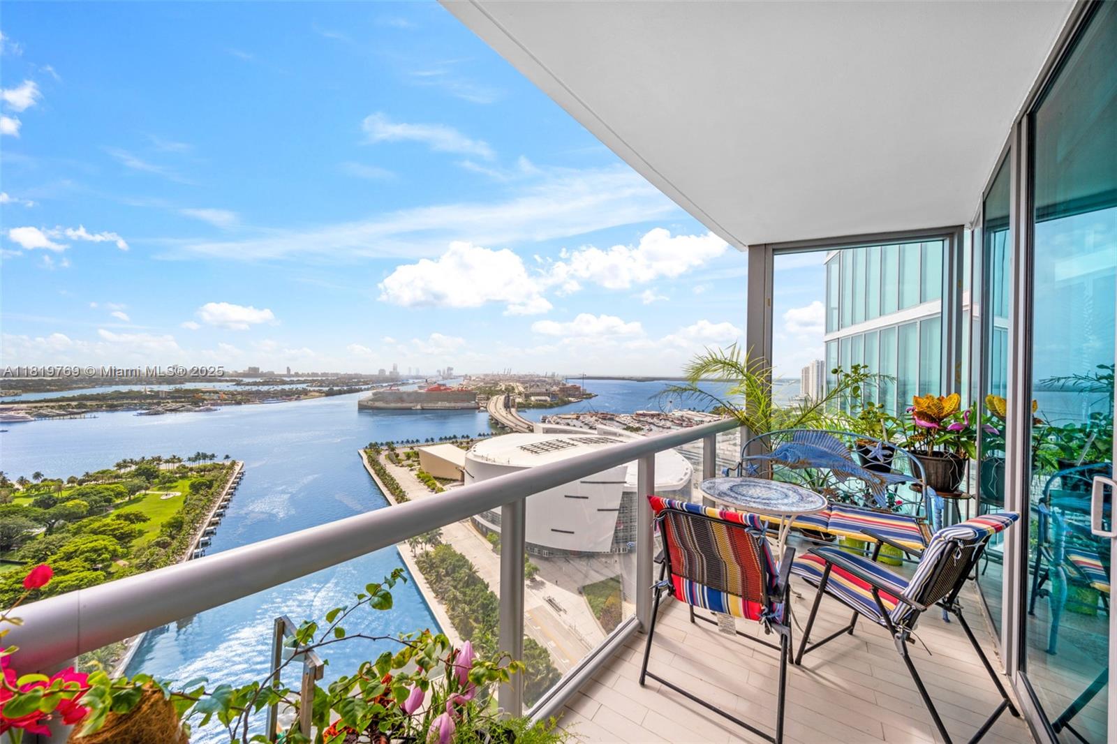 888 Biscayne Blvd #2909, Miami FL 33132