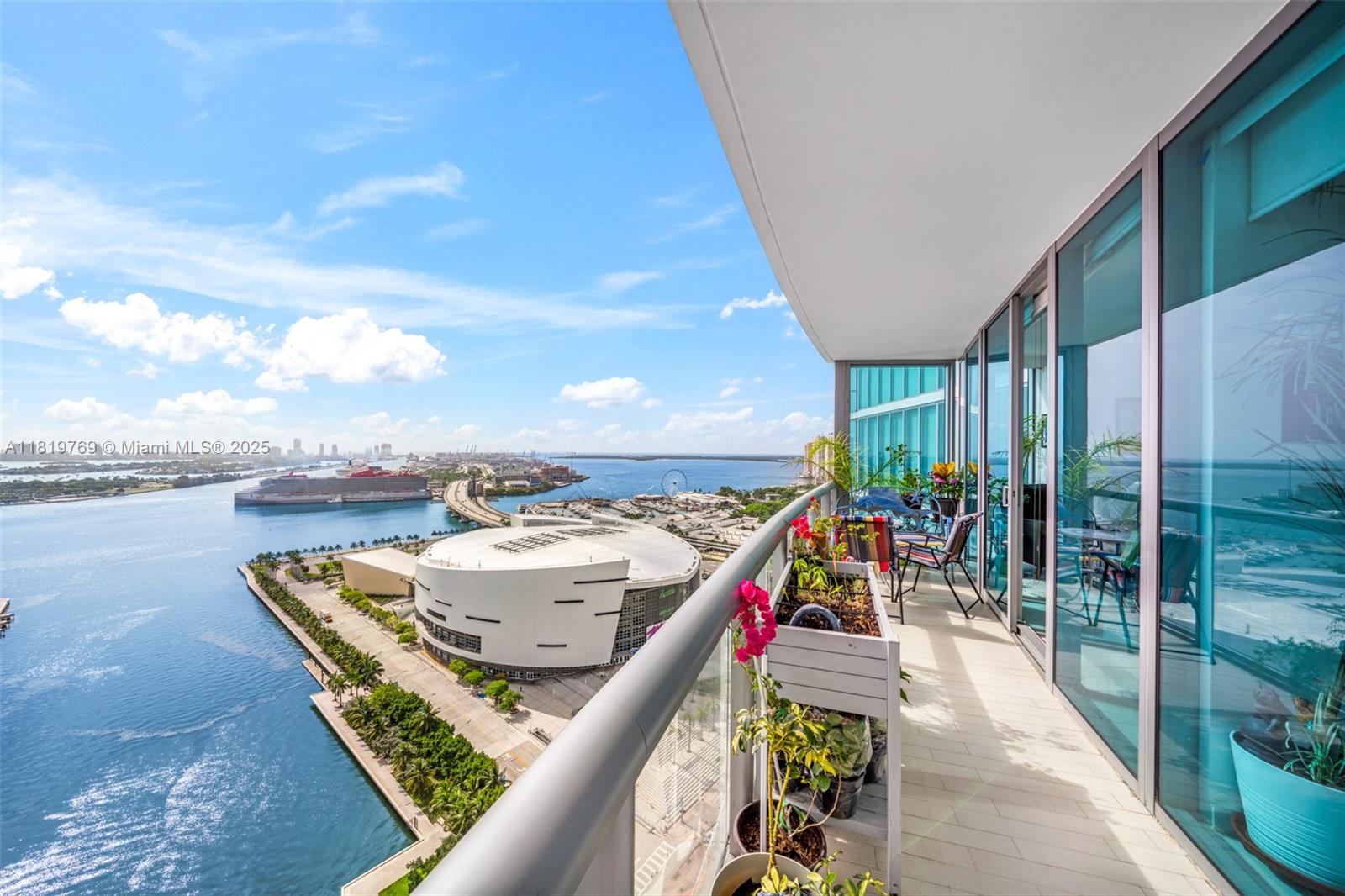888 Biscayne Blvd #2909, Miami FL 33132