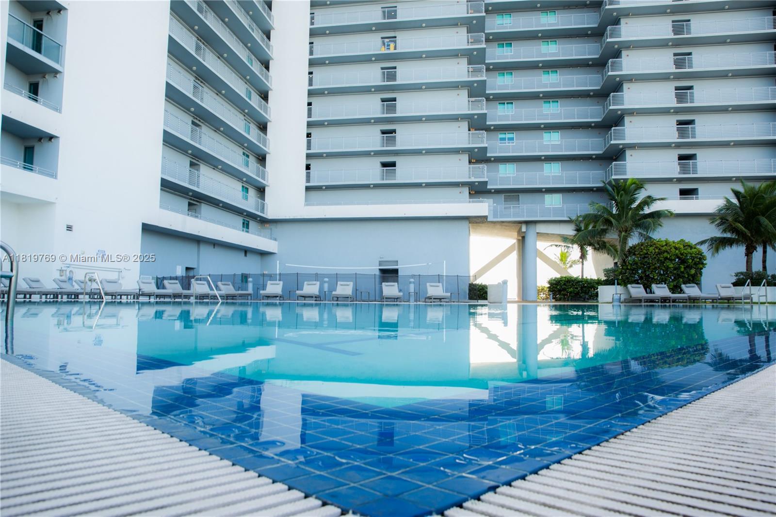 888 Biscayne Blvd #2909, Miami FL 33132
