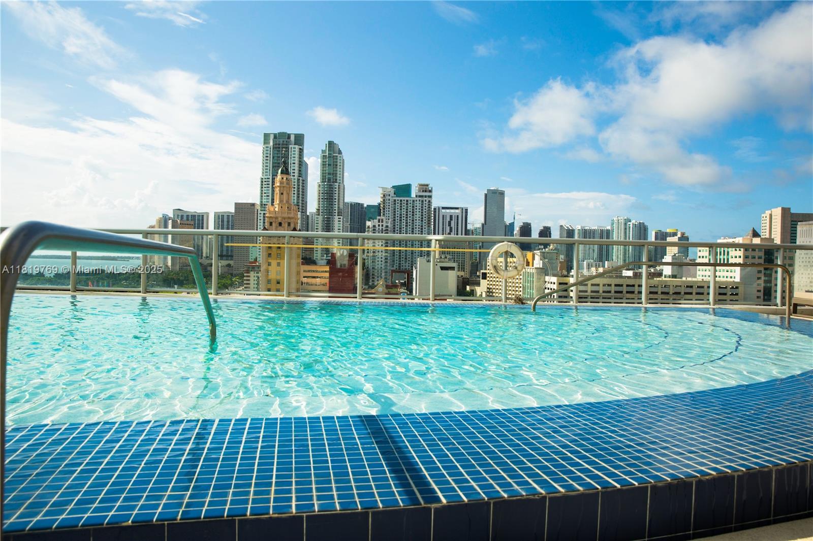 888 Biscayne Blvd #2909, Miami FL 33132