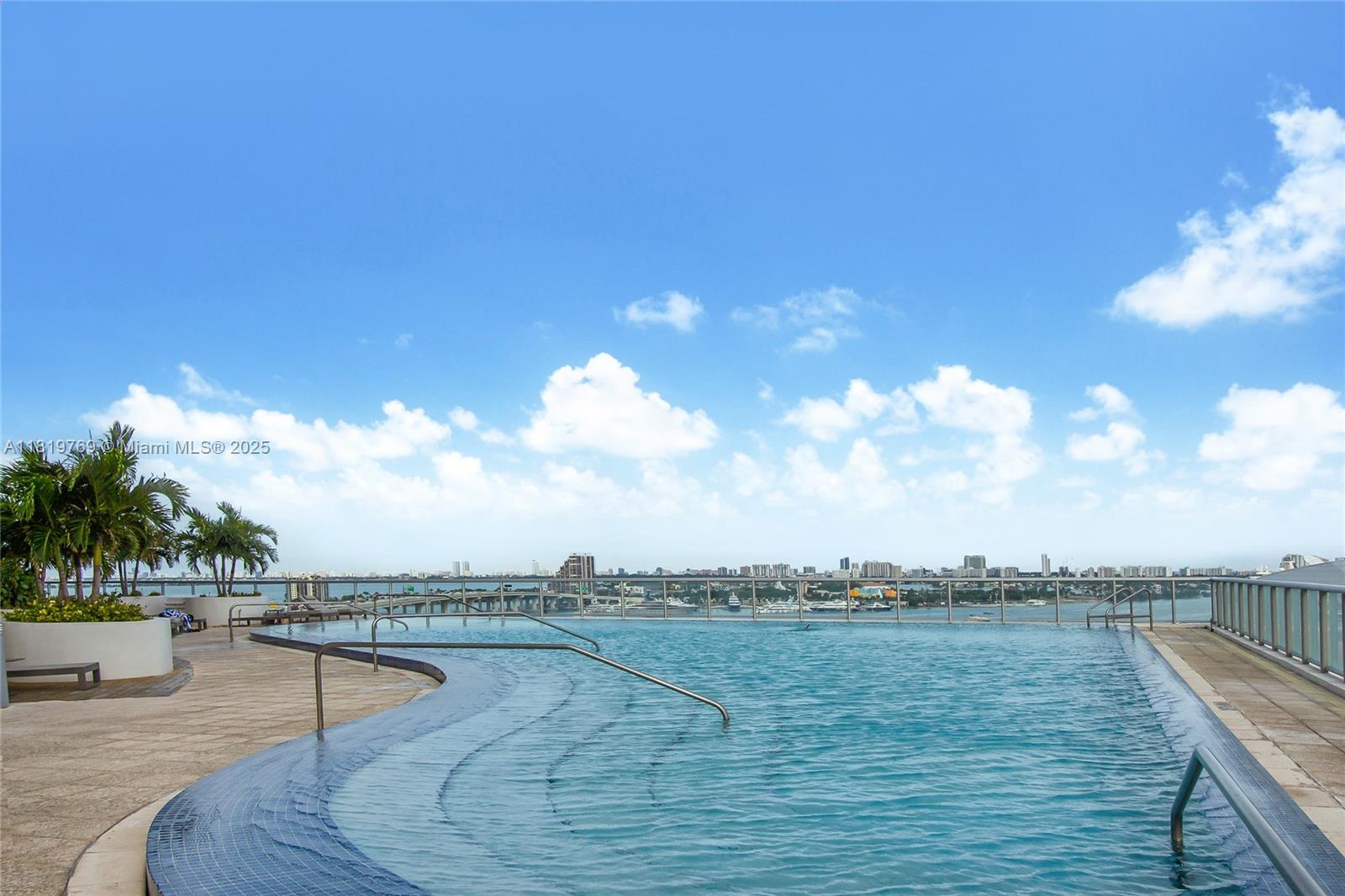 888 Biscayne Blvd #2909, Miami FL 33132