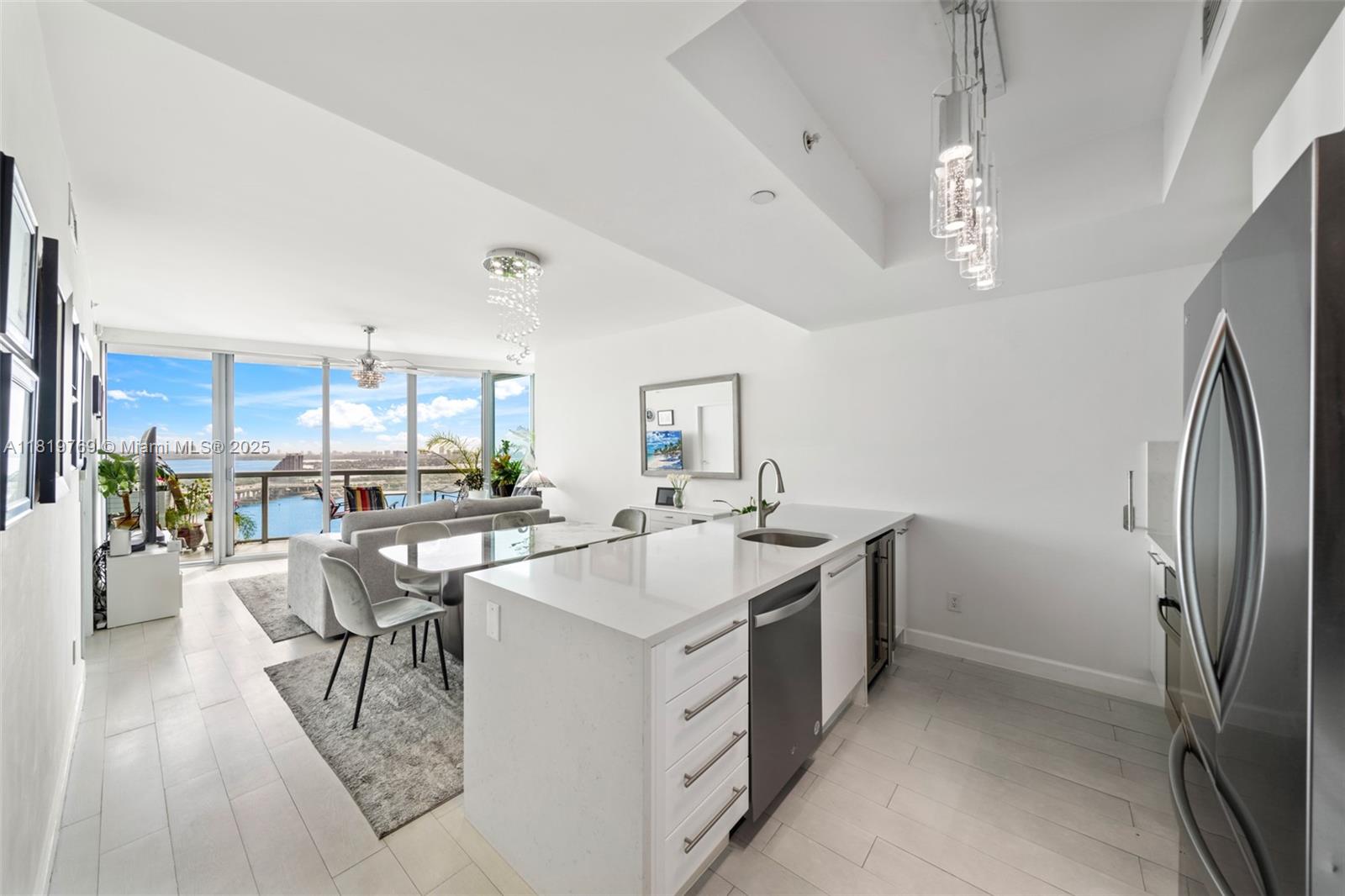 888 Biscayne Blvd #2909, Miami FL 33132