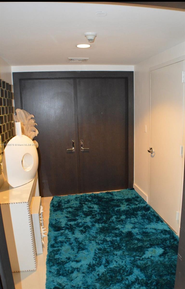 900 Biscayne Blvd #3309, Miami FL 33132