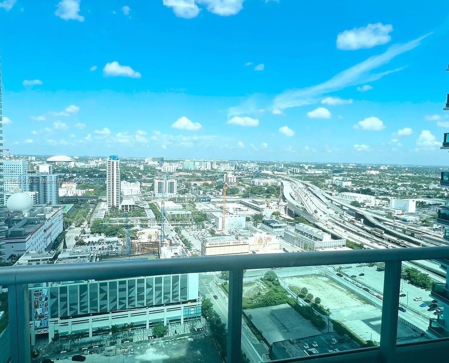 900 Biscayne Blvd #3309, Miami FL 33132