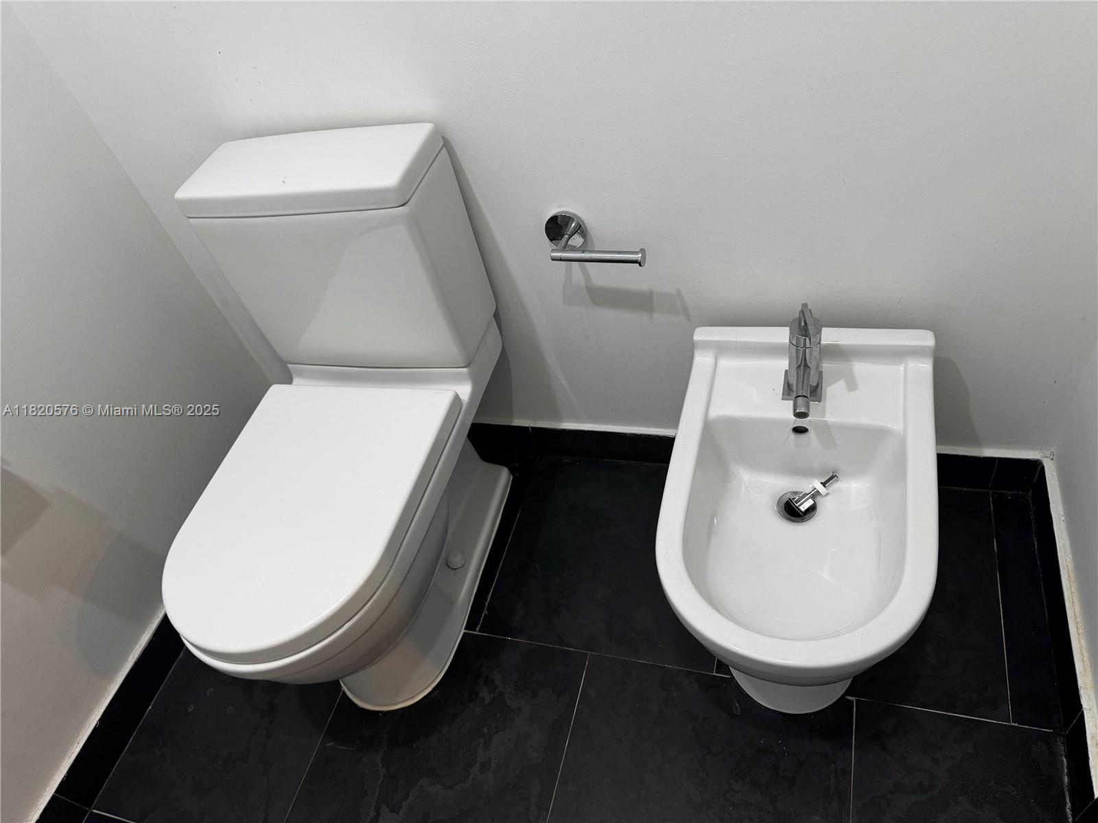 900 Biscayne Blvd #3309, Miami FL 33132