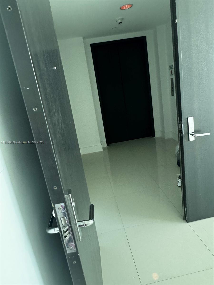 900 Biscayne Blvd #3309, Miami FL 33132