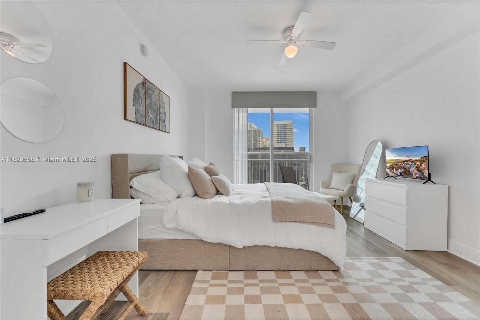 1250 S Miami Ave #2210, Miami FL 33130