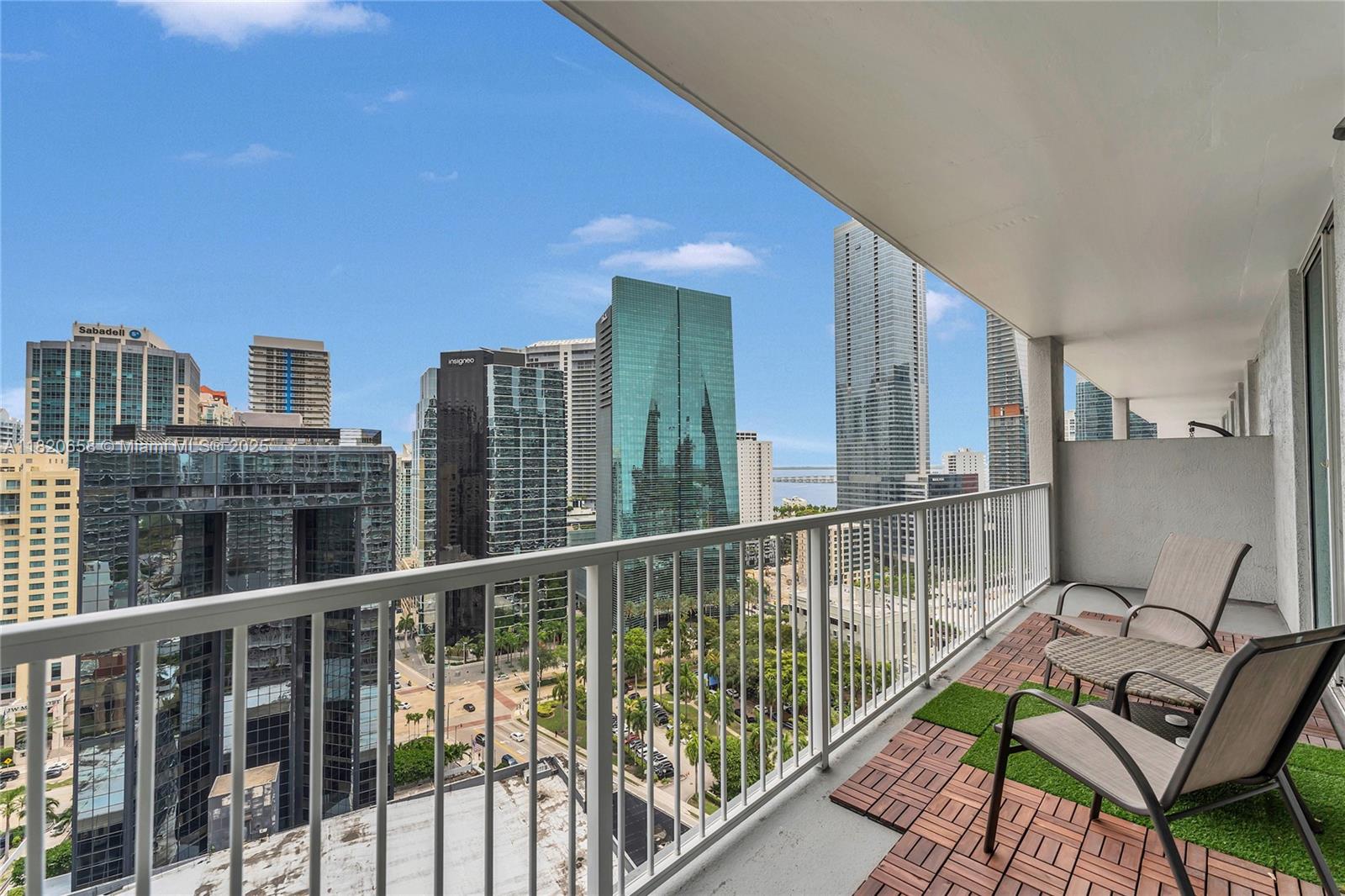 1250 S Miami Ave #2210, Miami FL 33130