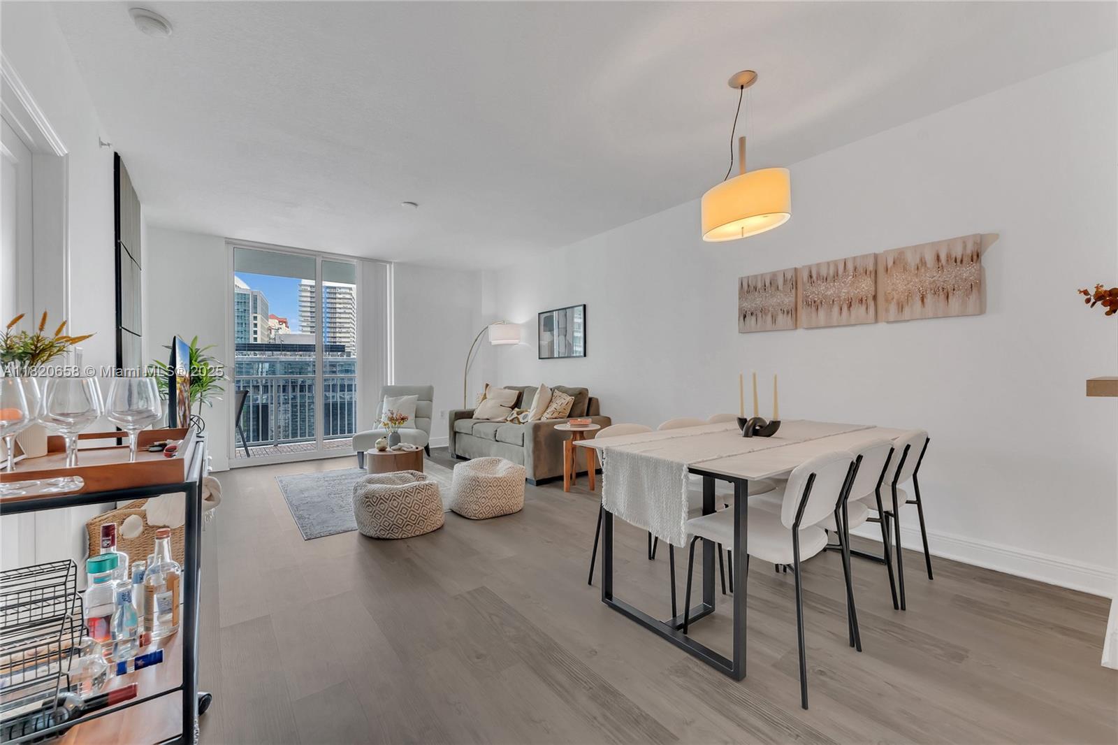 1250 S Miami Ave #2210, Miami FL 33130