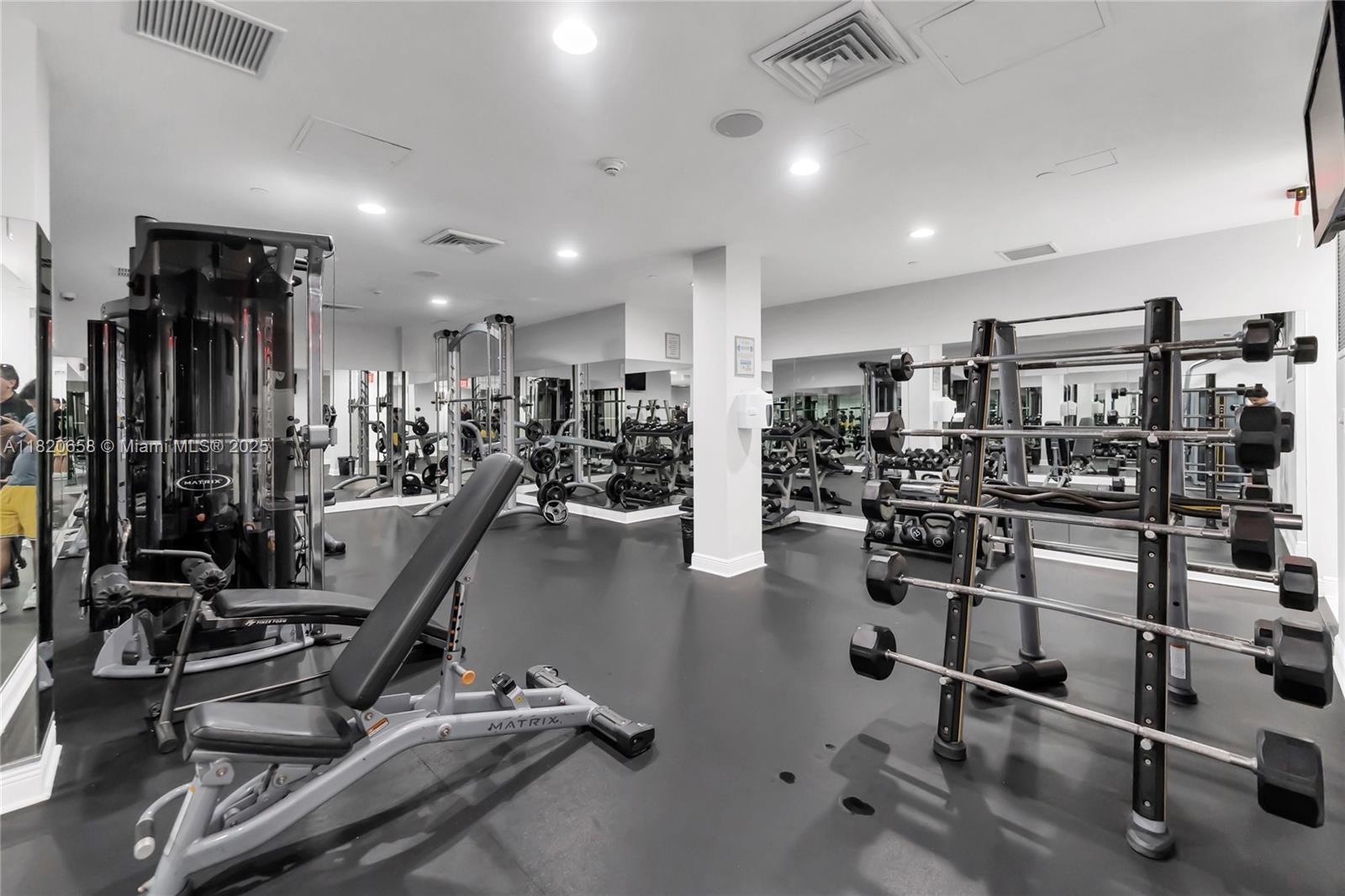 1250 S Miami Ave #2210, Miami FL 33130