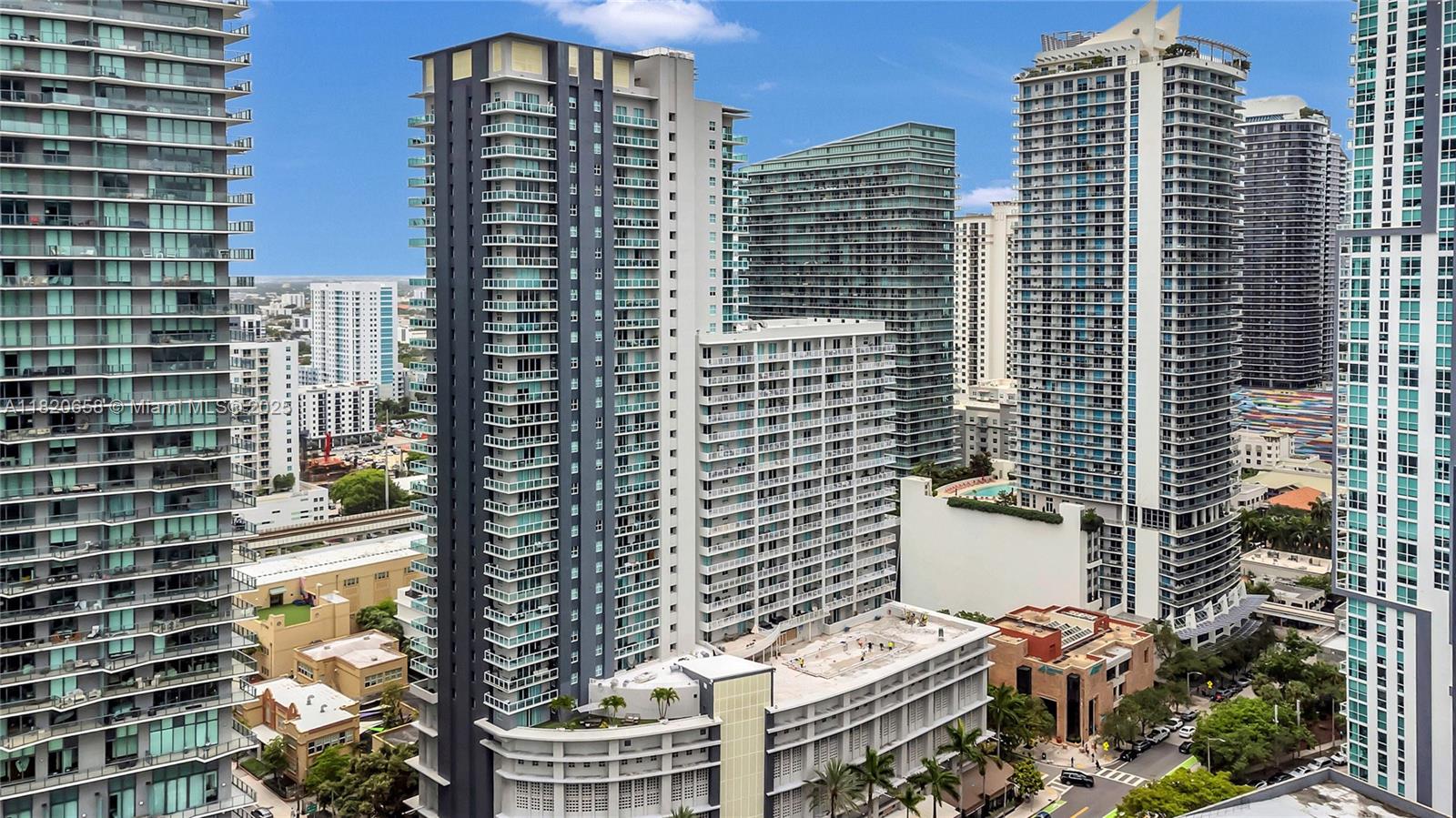 1250 S Miami Ave #2210, Miami FL 33130