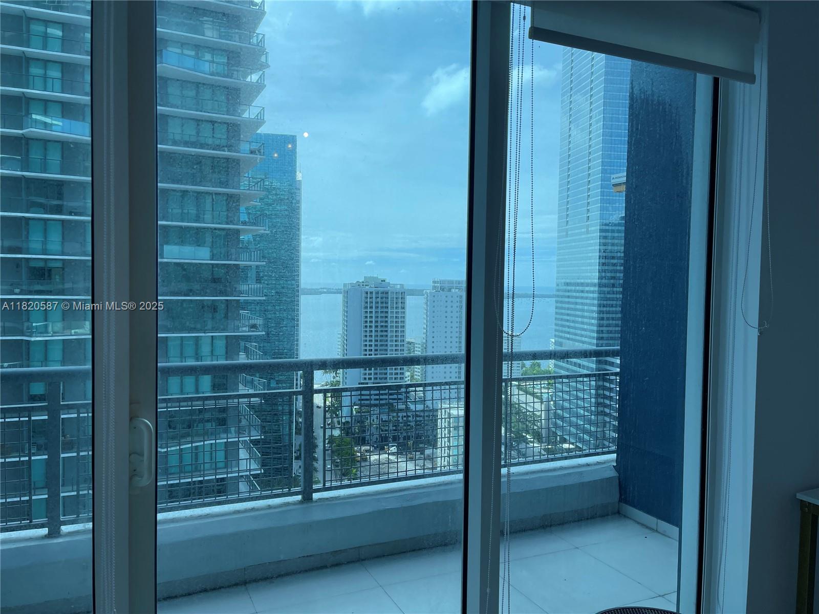 60 SW 13th St #2606, Miami FL 33130