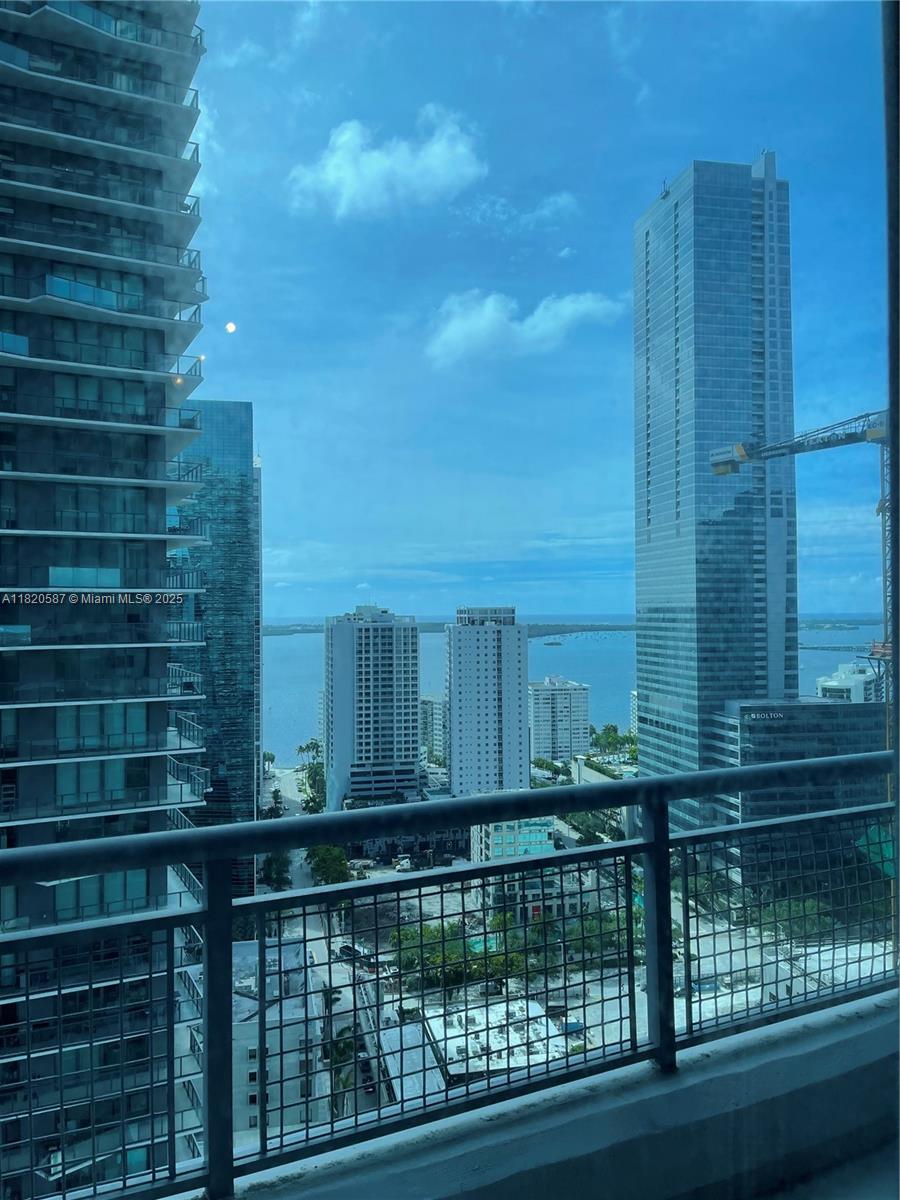 60 SW 13th St #2606, Miami FL 33130