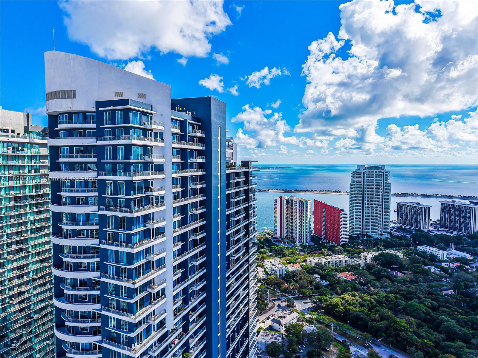 60 SW 13th St #2606, Miami FL 33130