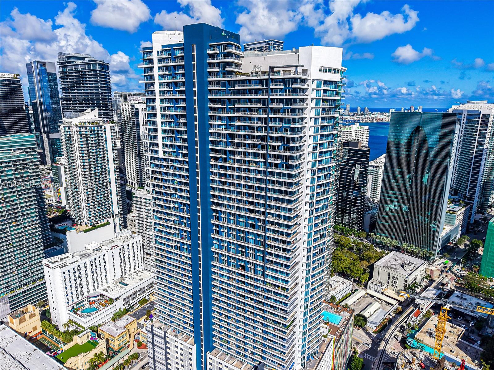60 SW 13th St #2606, Miami FL 33130