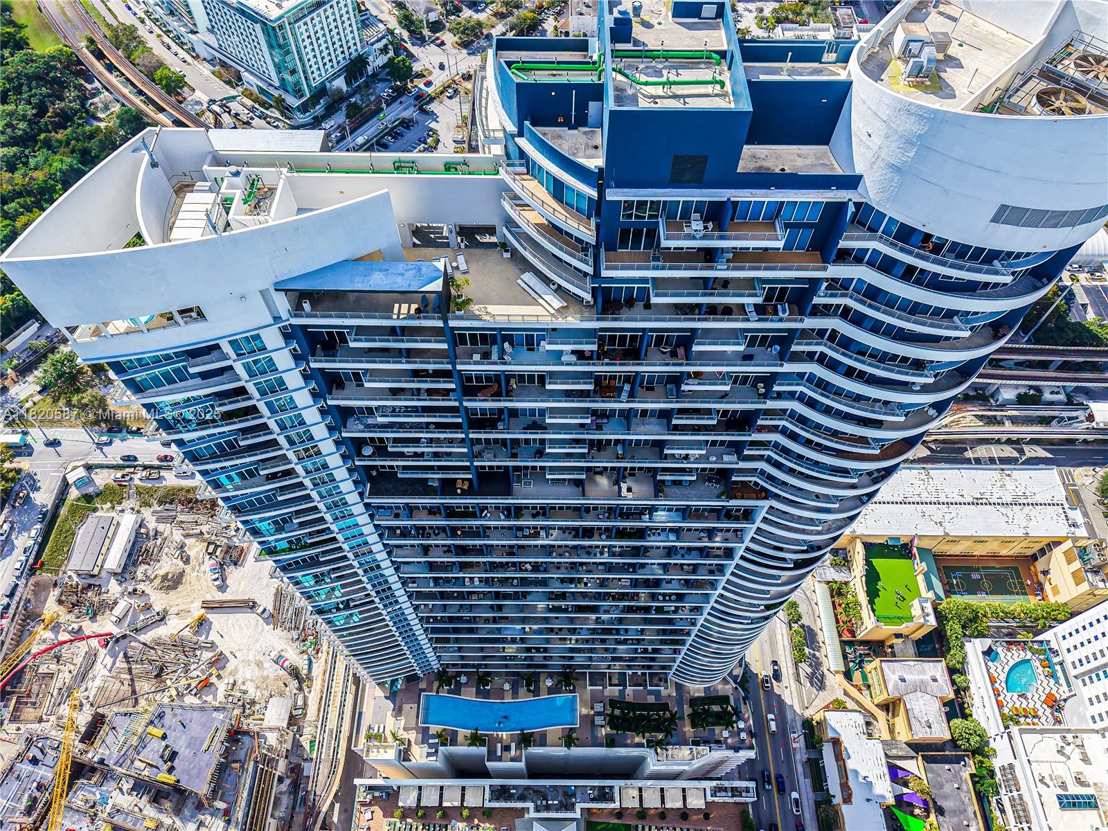 60 SW 13th St #2606, Miami FL 33130