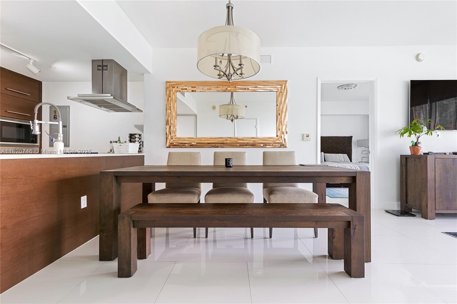 495 Brickell Ave #905, Miami FL 33131