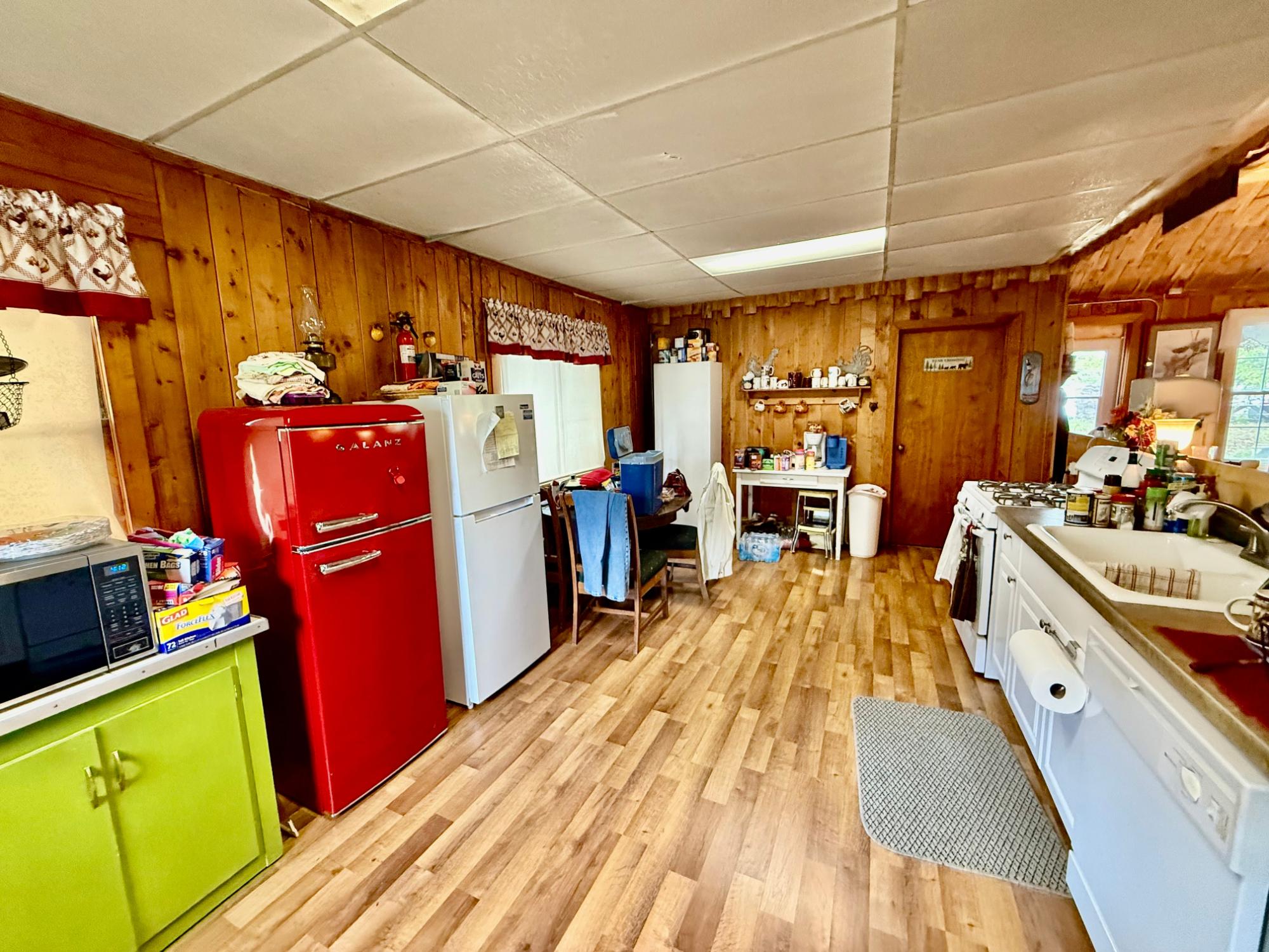 Pelican Lake Property 2473 Norway Point Rd Photo 10