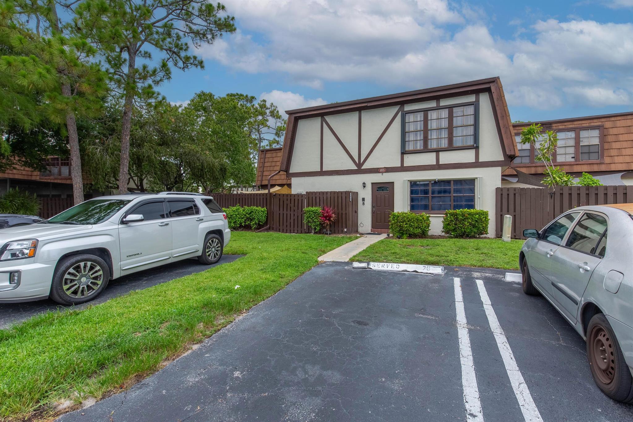 103 Weybridge C Circle C