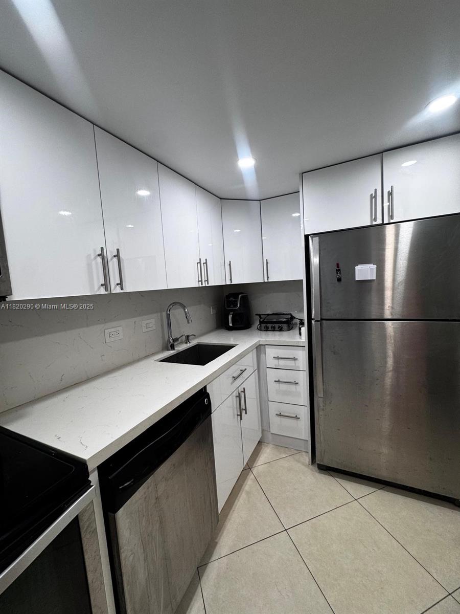 Property photo # 2