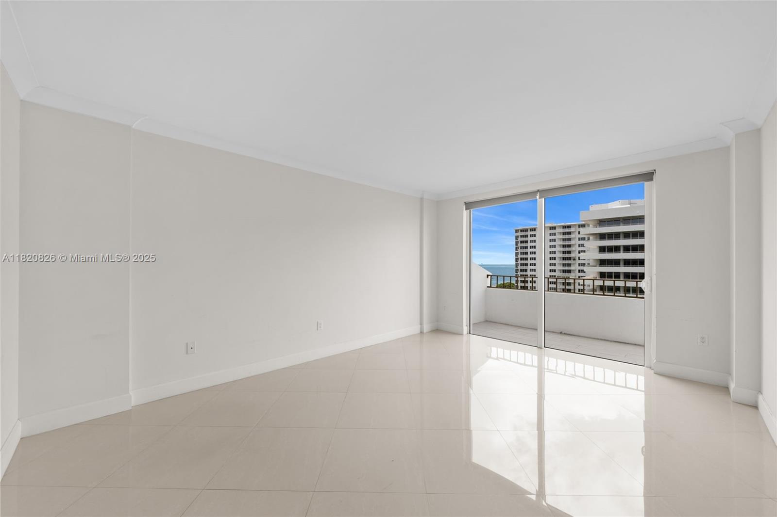 177 Ocean Lane Dr #915, Key Biscayne FL 33149