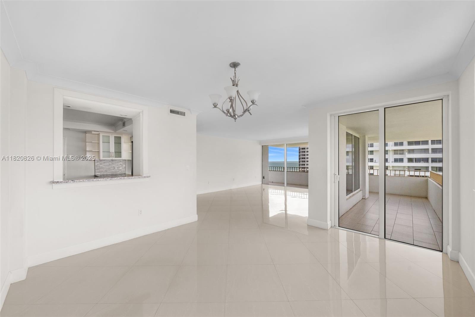 177 Ocean Lane Dr #915, Key Biscayne FL 33149