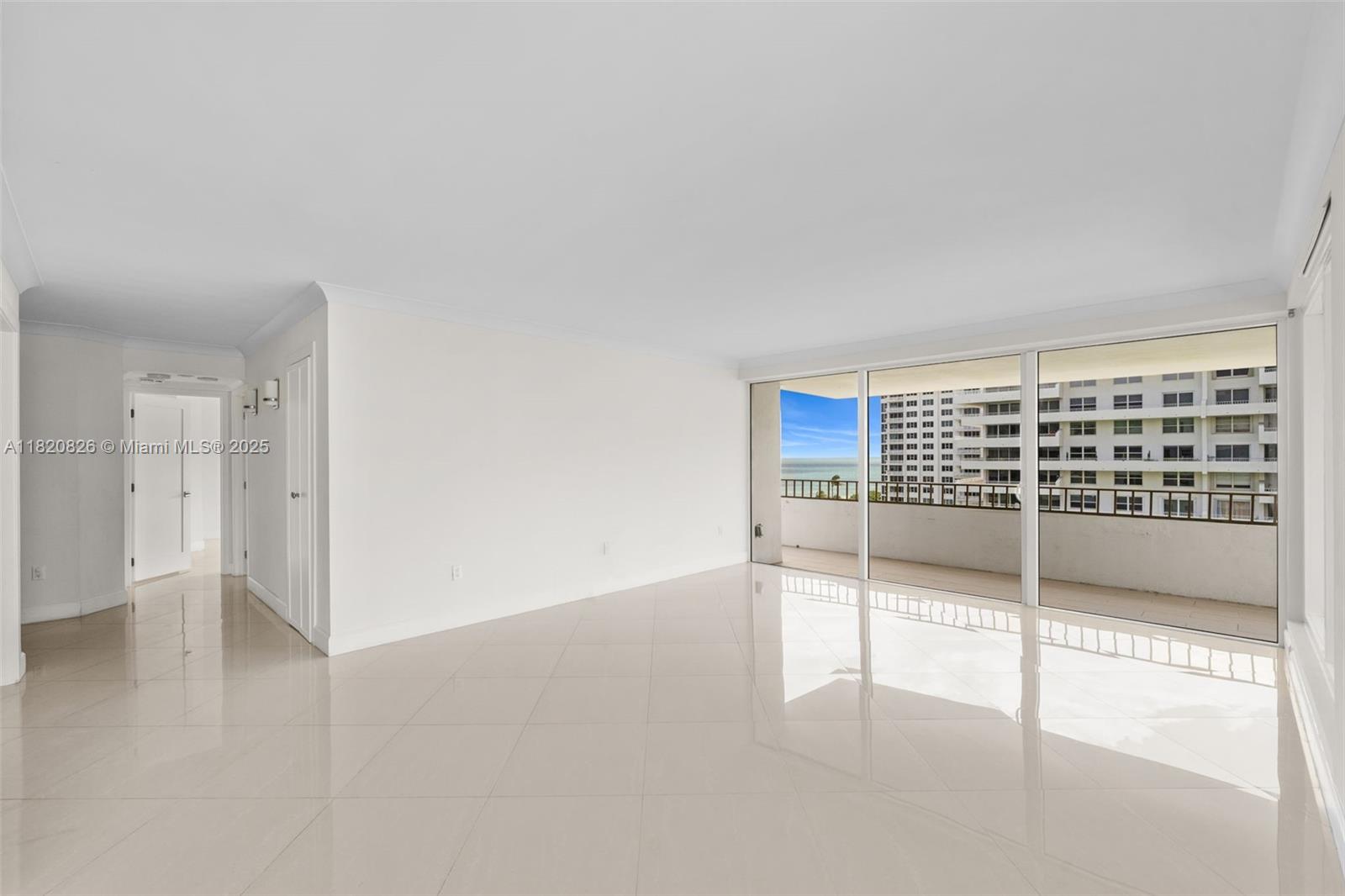177 Ocean Lane Dr #915, Key Biscayne FL 33149