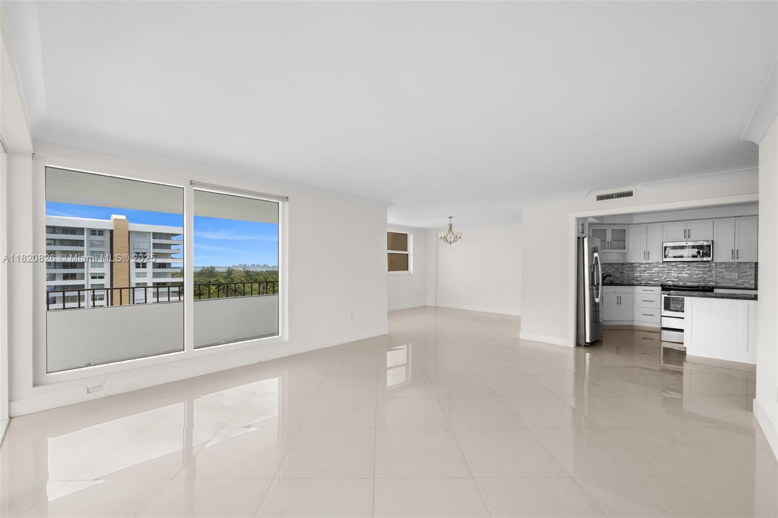 177 Ocean Lane Dr #915, Key Biscayne FL 33149