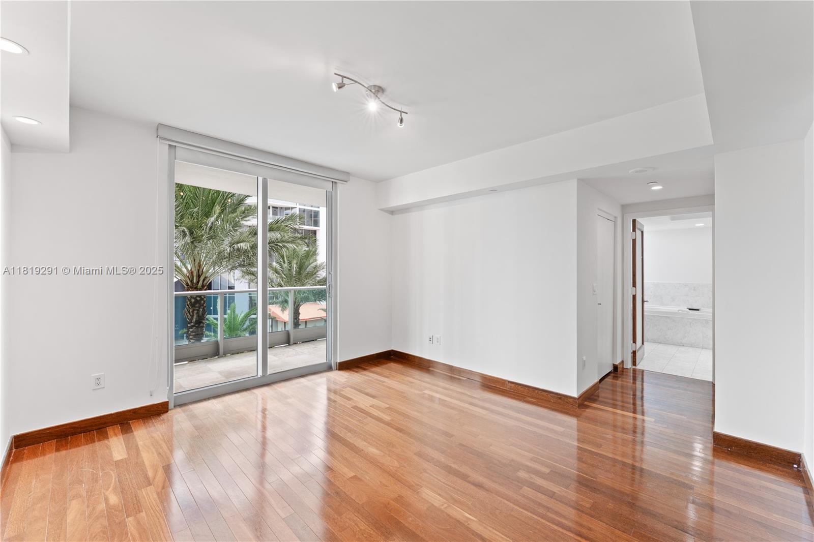 1331 Brickell Bay Dr #308, Miami FL 33131
