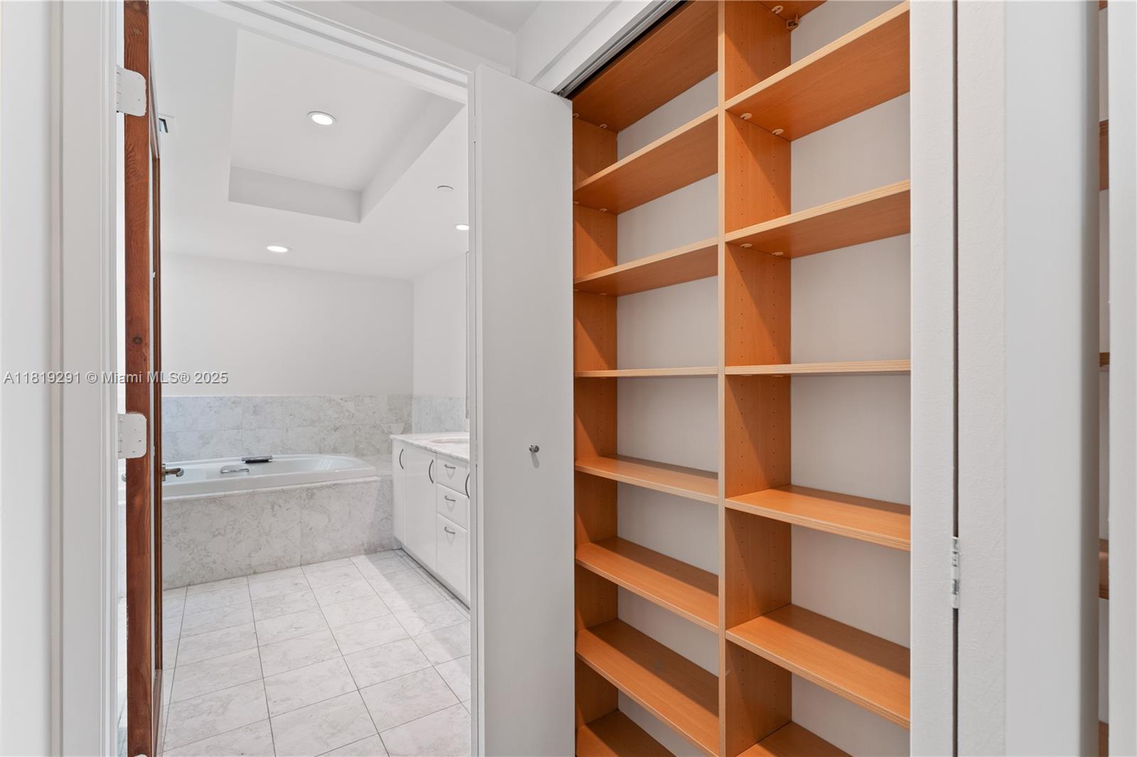 1331 Brickell Bay Dr #308, Miami FL 33131