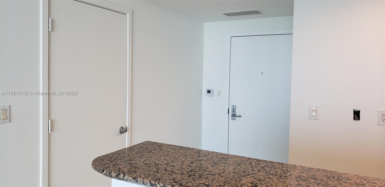325 S Biscayne Blvd #3120, Miami FL 33131