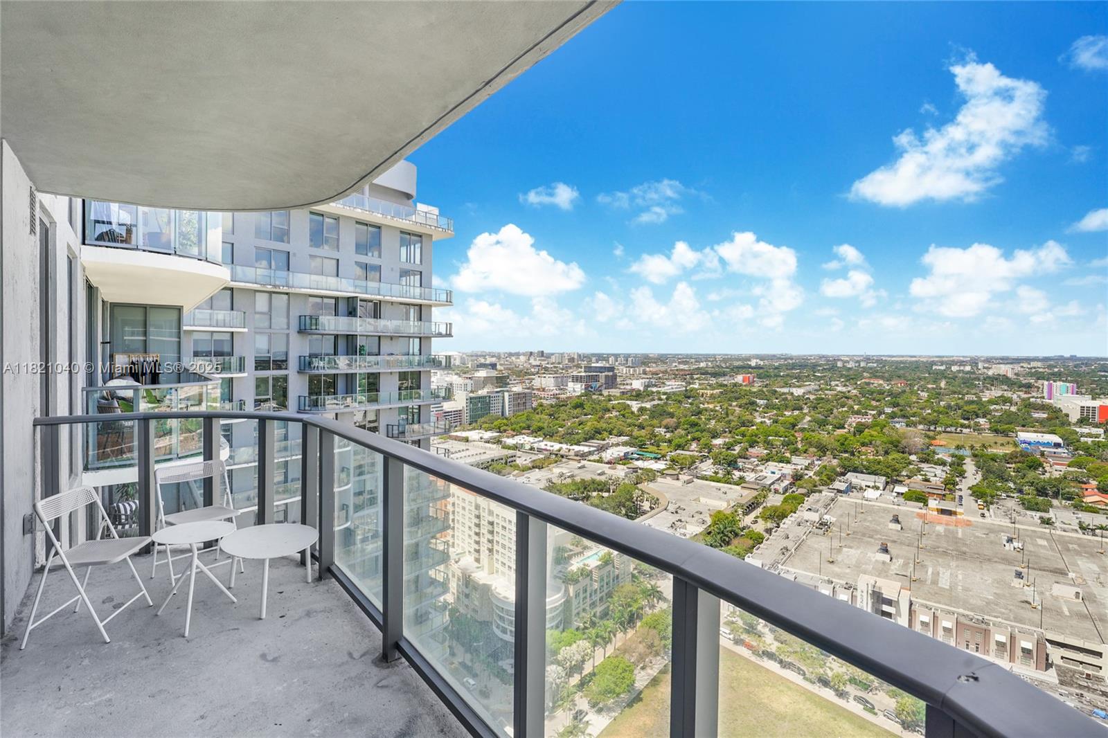 121 NE 34th St #3009, Miami FL 33137