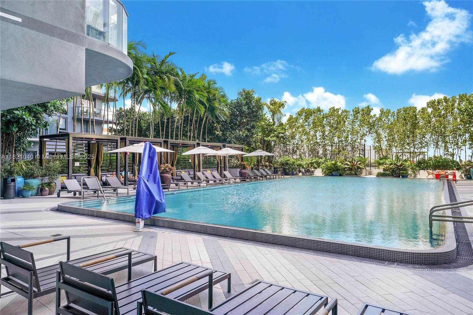 121 NE 34th St #3009, Miami FL 33137