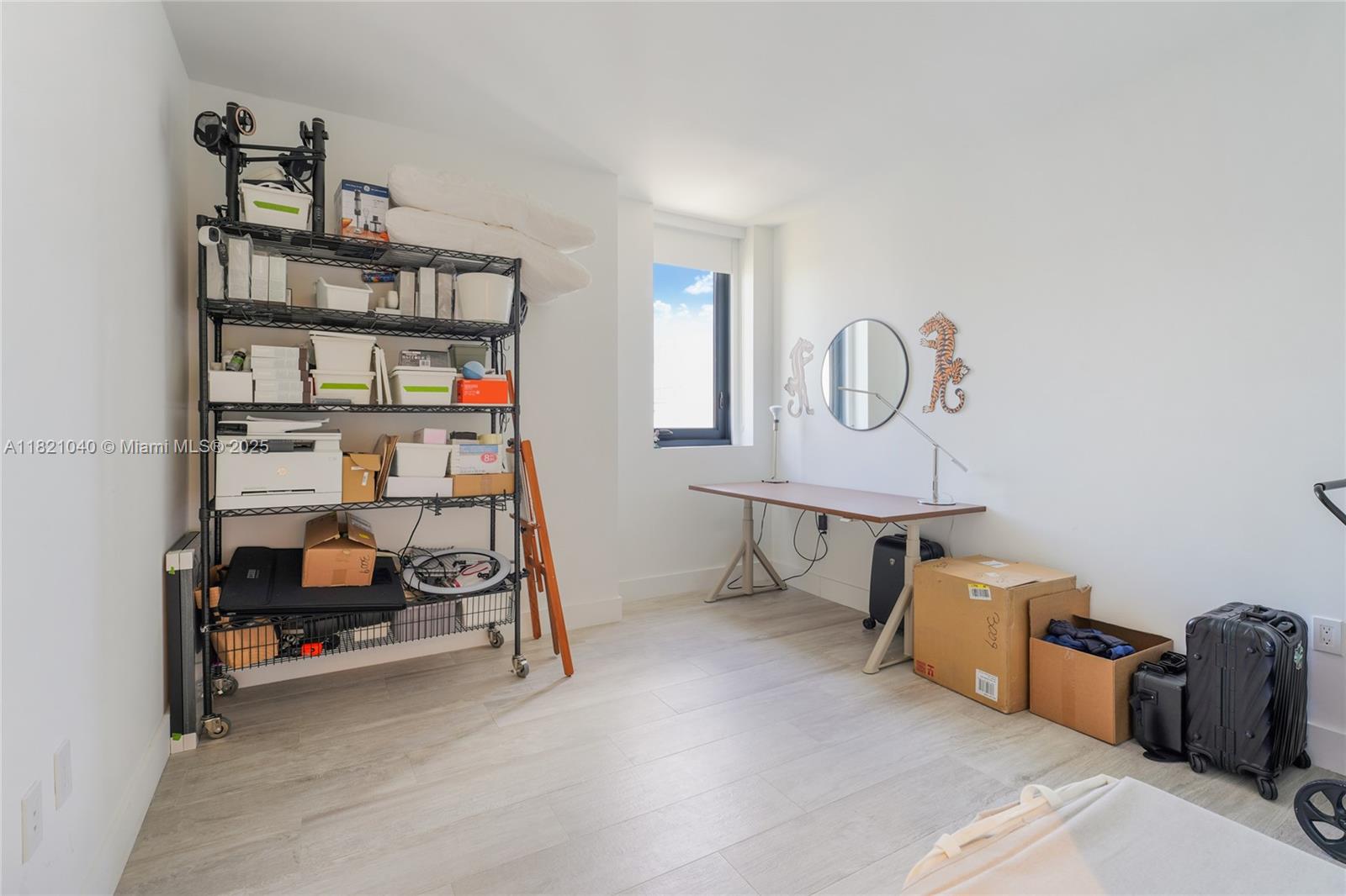 121 NE 34th St #3009, Miami FL 33137