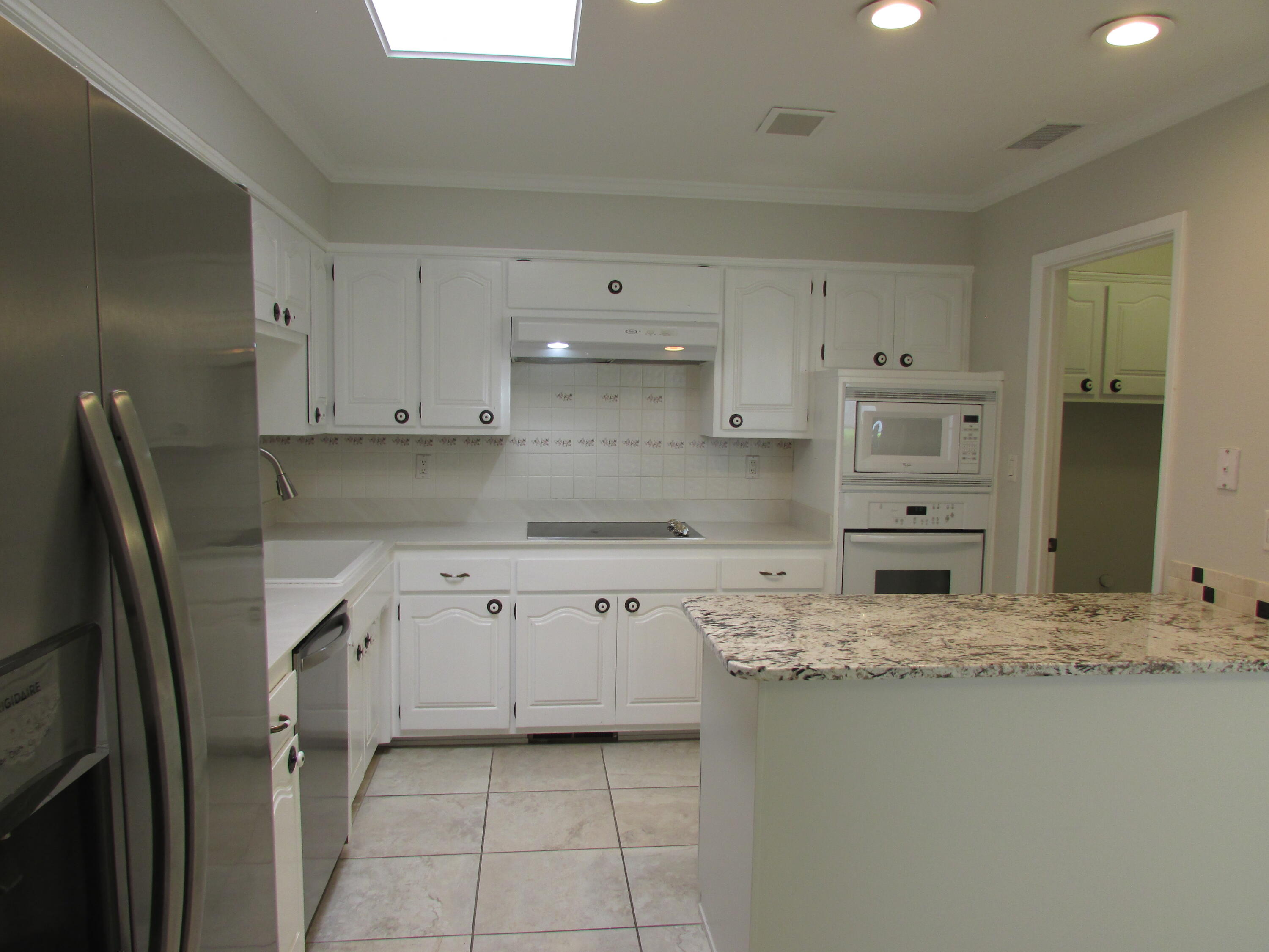 3109 DALLAS Street NE 