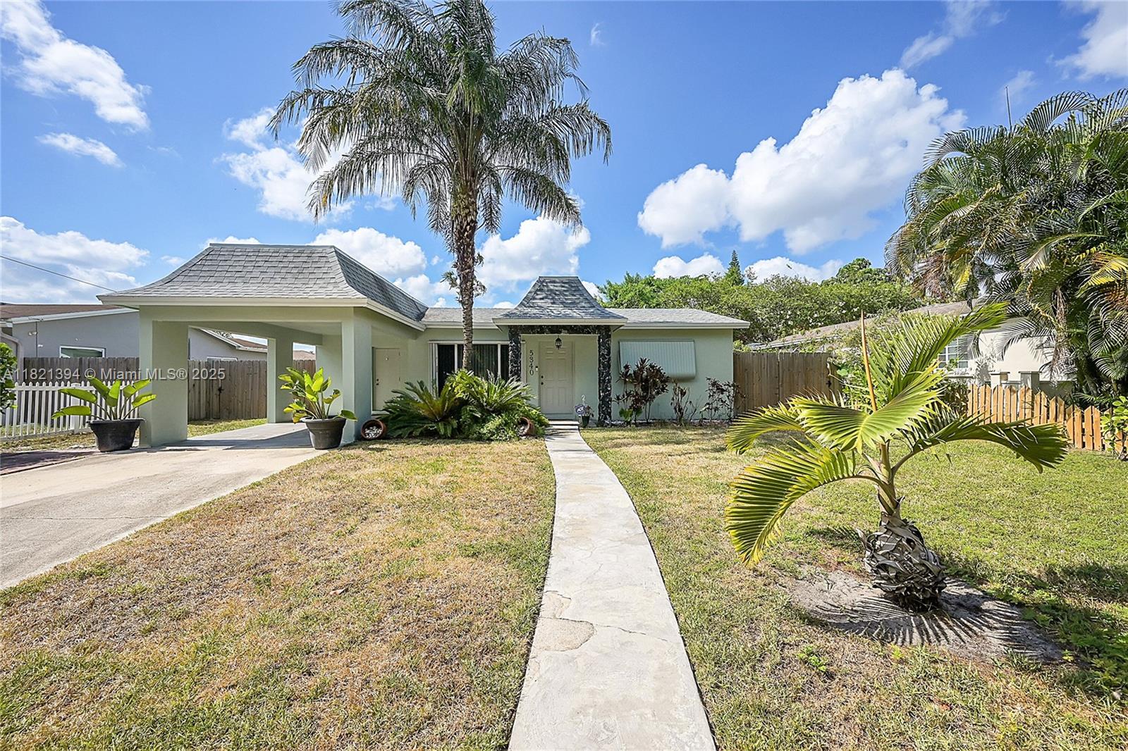 5340 SW 11th St, Margate, Florida image 3