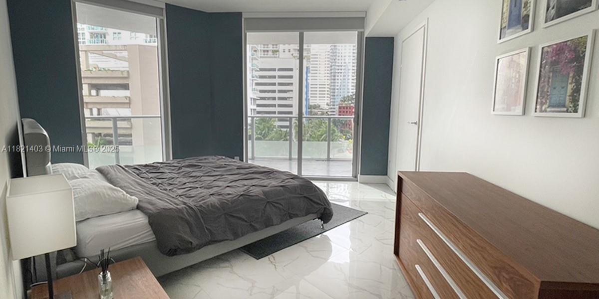 1300 Brickell Bay Dr #610, Miami FL 33131