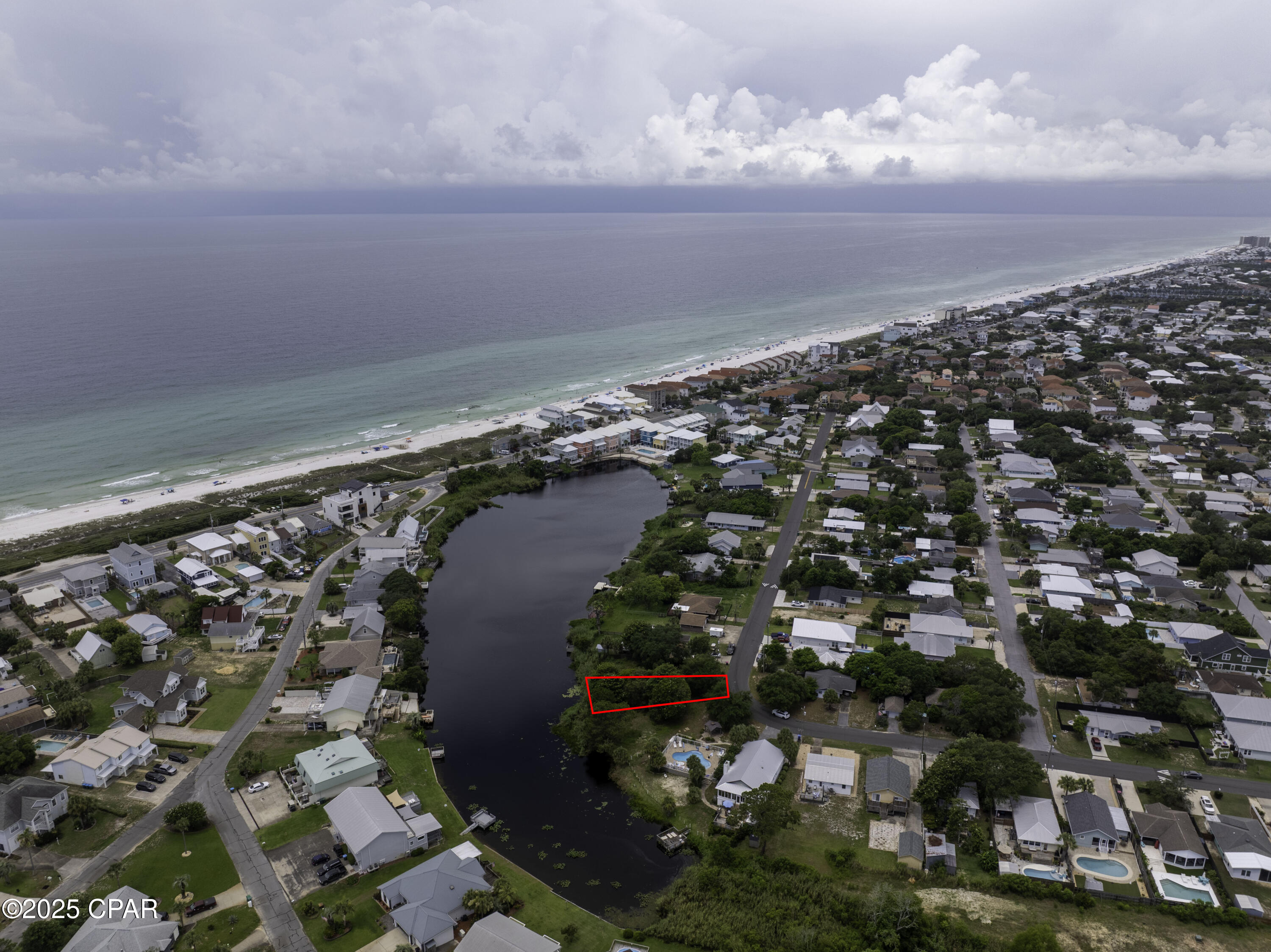 Image 7 For 324 Le Grand Drive