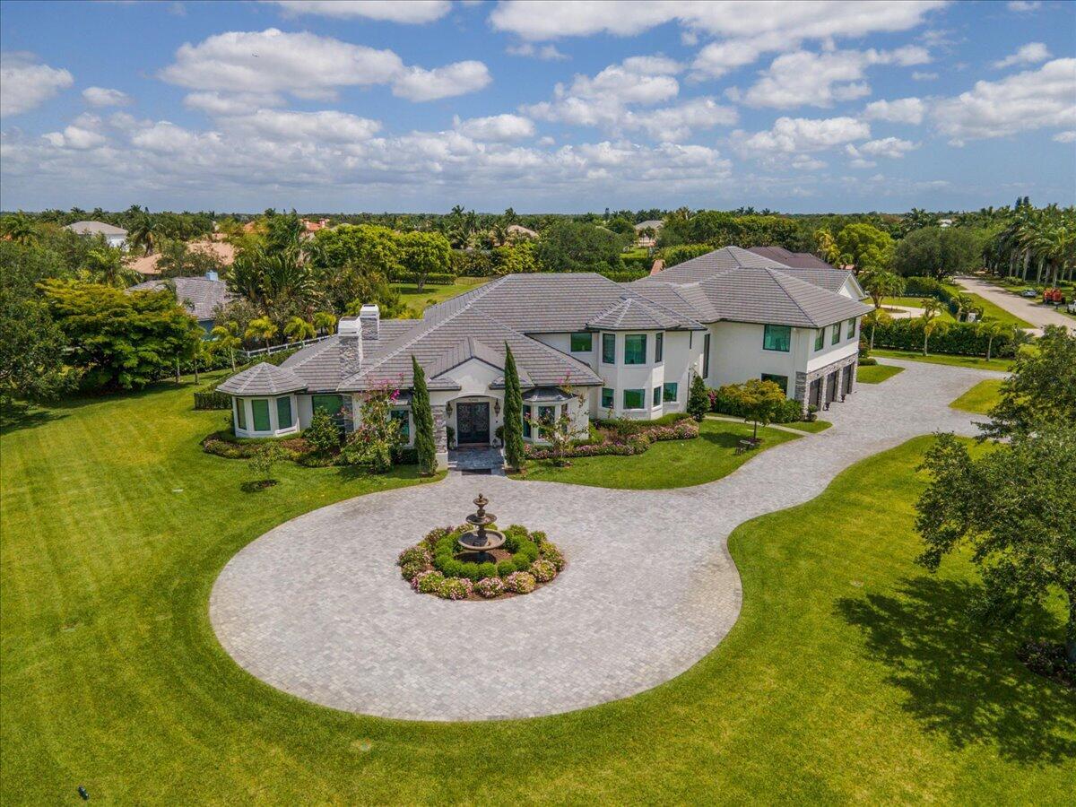 15945 Weatherly Road Wellington, FL 33414