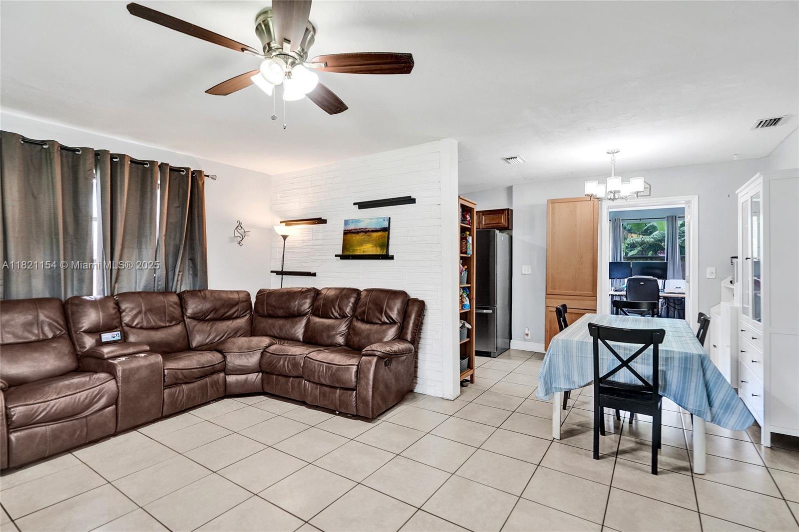 2041 Arcadia Dr, Miramar, Florida image 23