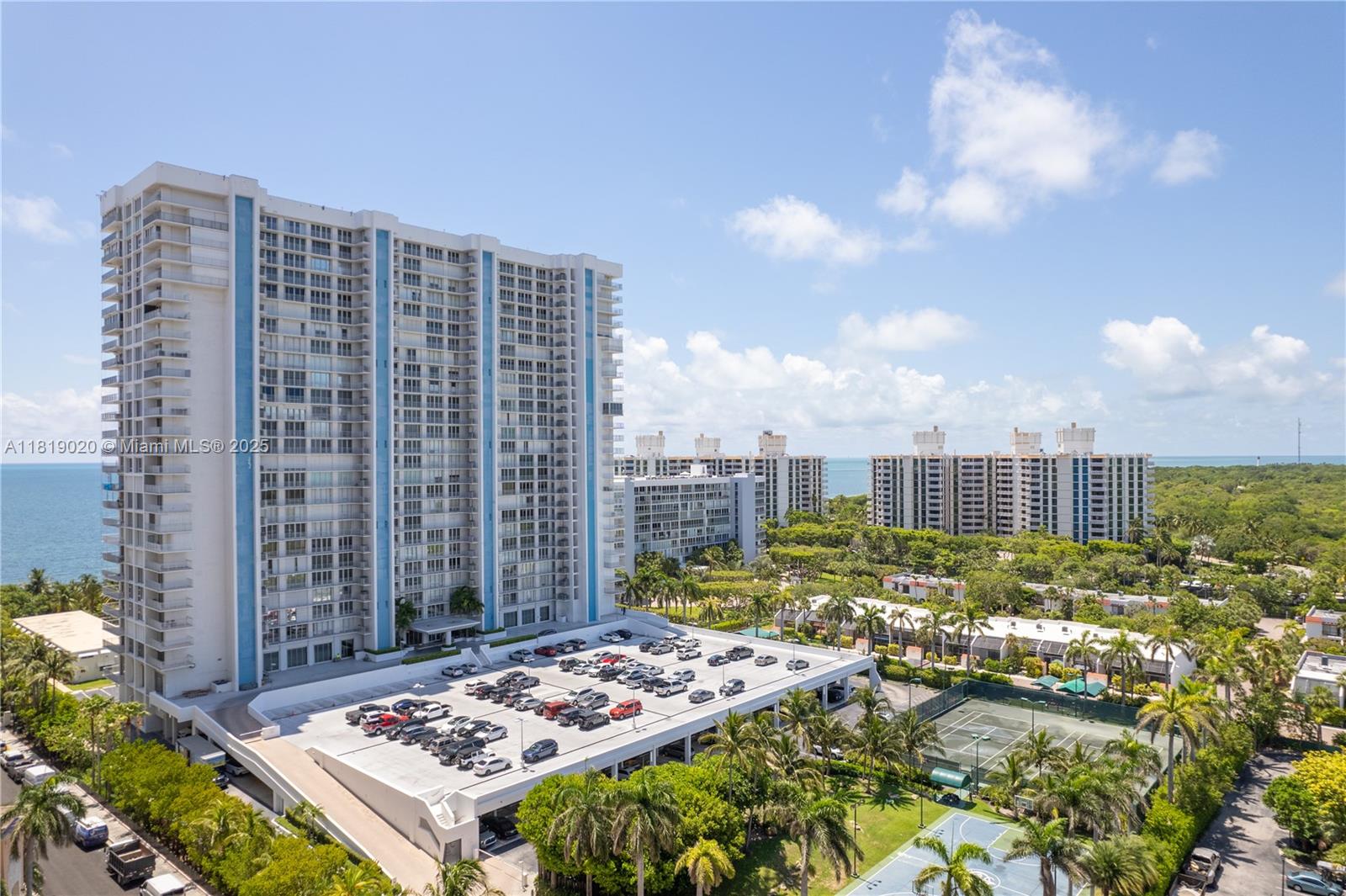 881 Ocean Dr #11C, Key Biscayne FL 33149