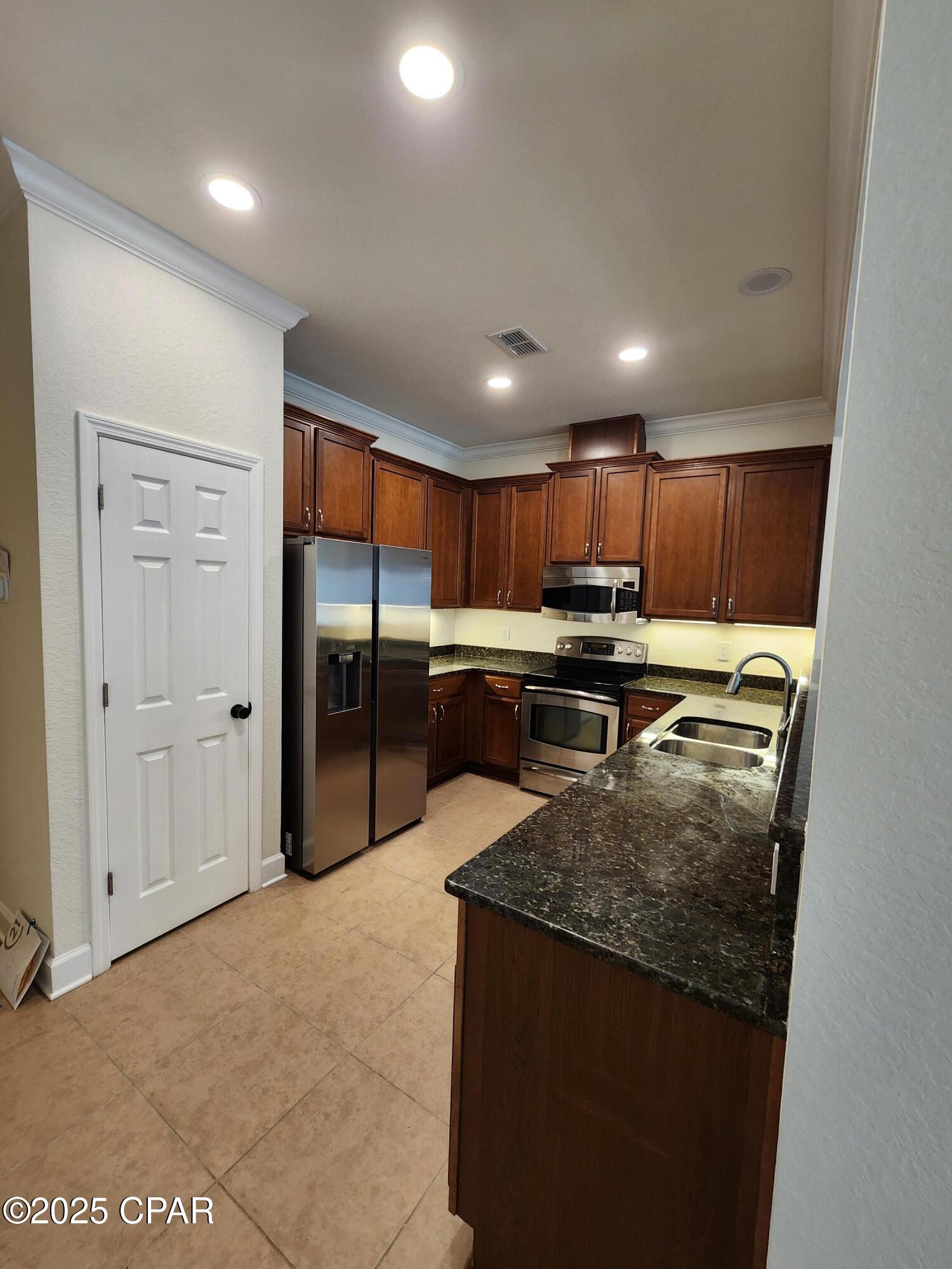 Image 5 For 119 Sand Oak Boulevard